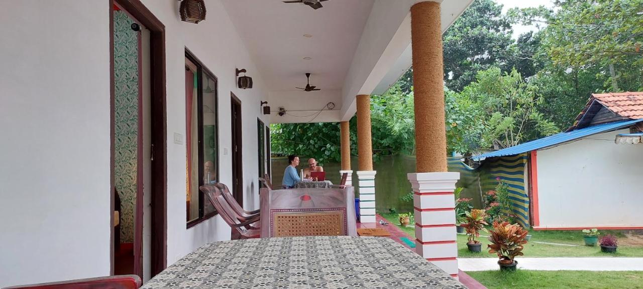 Marari Phoenix Beach Homestay Mararikulam Exterior photo